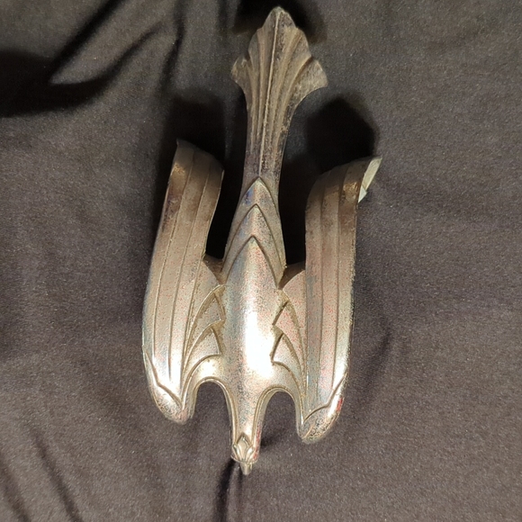 1930s Chevy eagle radiator cap/hood ornament. - Picture 2 of 8